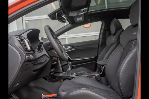 Kia ProCeed 1.0 T-GDi GT-Line | Snel beschikbaar | Schuif/kantel dak | Navigatie |