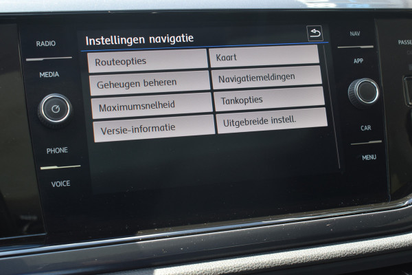 Volkswagen Polo 1.0 TSI Highline Business R / Pano-Schuifdak / IQ.Drive / 17" LMV / Clima / Navi