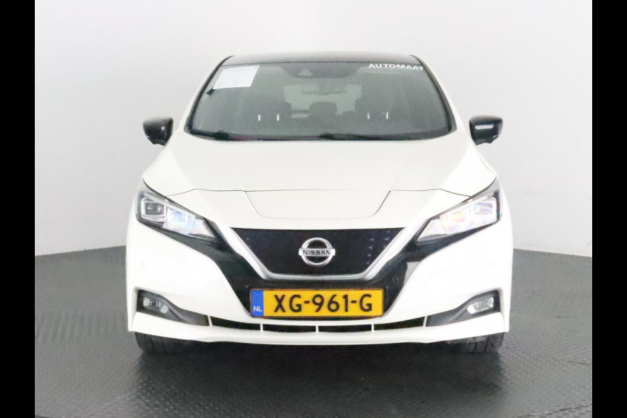 Nissan Leaf Tekna 40 kWh | 360° camera | Stuurverwarming | Stoelverwarming&koeling | Navi | achterbank verwarmd | Apple Carplay/Android