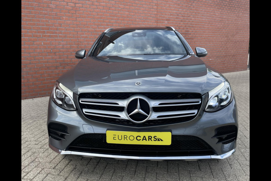 Mercedes-Benz GLC 350e 320pk 4MATIC AMG Line | Navigatie | Camera | Parkeersensoren | Cruise Control | Panoramisch schuifdak | Afneembare trekhaak | Elektrische achterklep | Blind Spot Assist | Stoelverwarming | Getinte ramen