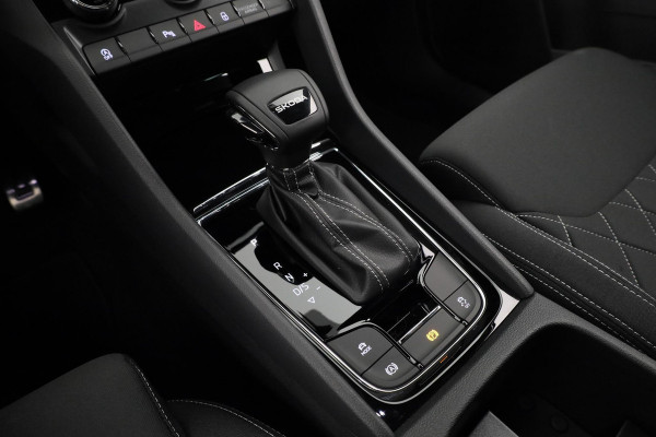 Škoda Karoq Sportline Business 1.5 TSI 150 pk 7 versn. DSG | Dode hoek sensoren | Adaptive Cruise Control | Elektrische achterklep