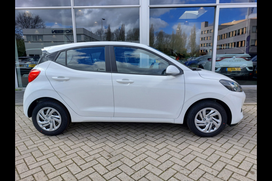 Hyundai i10 1.0 Comfort Uit voorraad Leverbaar! | Applecarplay-Android Auto| Cruise Controle| Airco| Lane-assist|