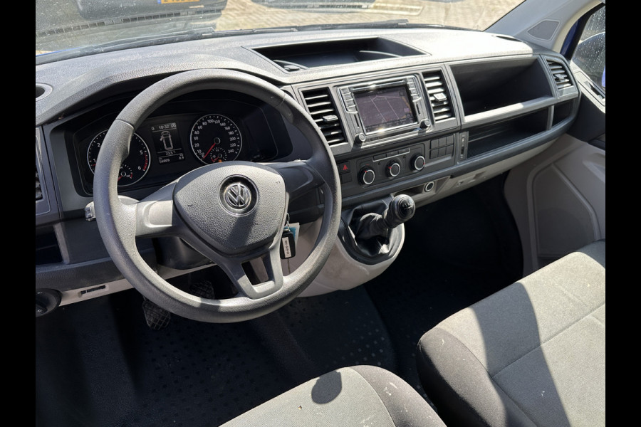 Volkswagen Transporter 2.0 TDI 102pk Euro6 L2H1 Trekhaak/cruise control/navigatie systeem