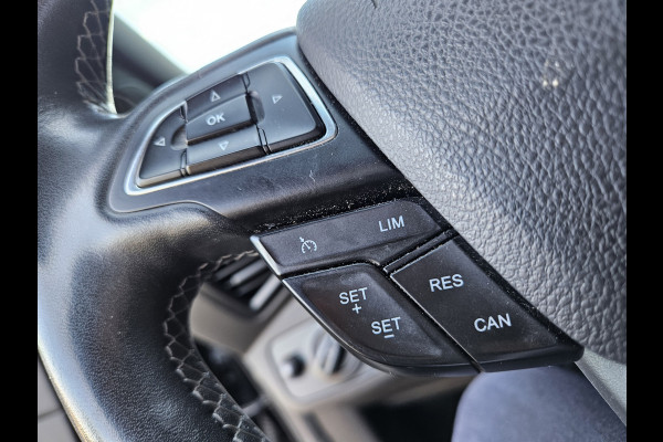 Ford Kuga 1.5 EcoBoost ST Line Black 150pk | Trekhaak Afn | Apple Carplay | Sony Sound | bi Xenon  | 19"L.M | Sportstoelen Verwarmd | DAB | Blind Spot |