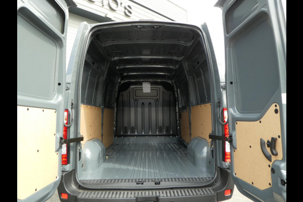 Renault Master T35 2.3 dCi 180 L2H2 airco navigatie camera