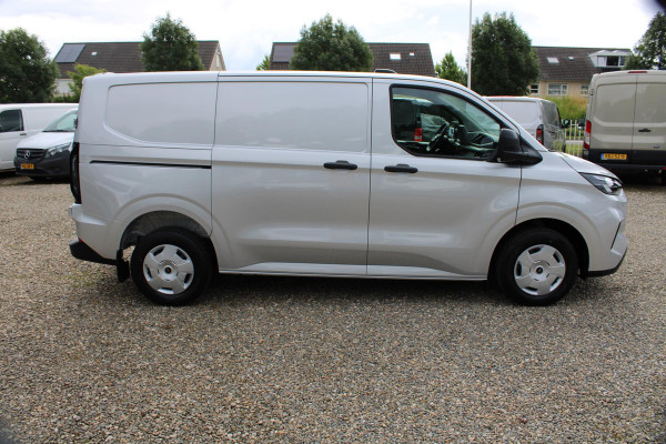 Ford Transit Custom 2.0 TDCI 136PK, L1H1, Airco, NIEUW, inclusief 5 jaar Ford garantie met een max van 200.000 KM