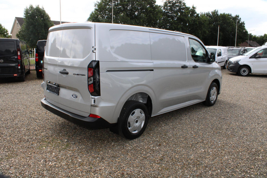 Ford Transit Custom 2.0 TDCI 136PK, L1H1, Airco, NIEUW, inclusief 5 jaar Ford garantie met een max van 200.000 KM