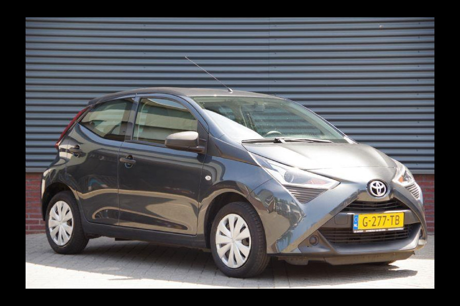 Toyota Aygo 1.0 VVT-i x-fun 5-DRS, AIRCO, CRUISE, ELEKTR. PAKKET, BLUETOOTH, NL AUTO, NAP