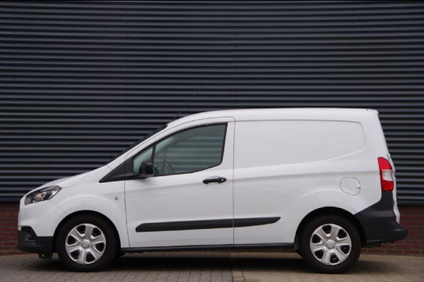 Ford Transit Courier 1.5 TDCI Trend Duratorq S&S 100PK, AIRCO, DAB+, SCHUIFDEUR, LEDEREN STUURWIEL, BLUETOOTH