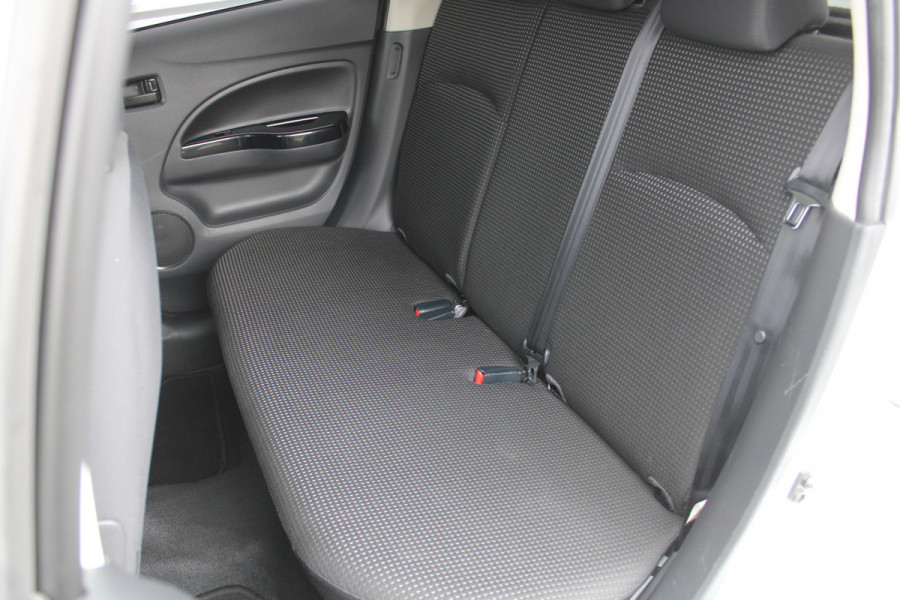 Mitsubishi Space Star 1.0 Bright | Airco | 14" LM | Centrale vergrendeling |