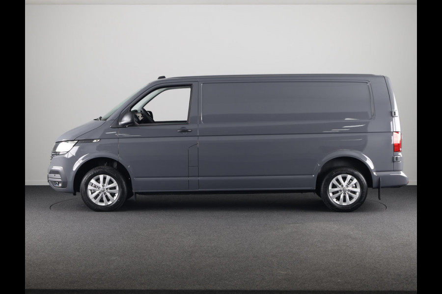 Volkswagen Transporter 2.0 TDI L2H1 28 150 pk Automaat (DSG) | Navigatie | Parkeersensoren | Achteruitrijcamera | Cruise control | Apple Carplay/Android Auto |