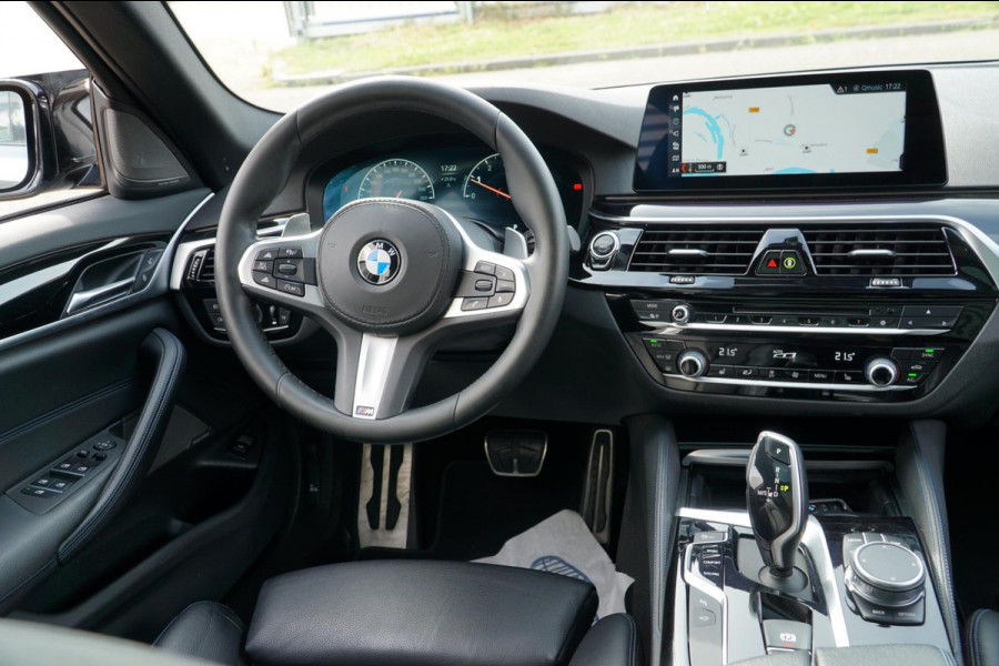 BMW 5 Serie Touring 530i High Executive PANO