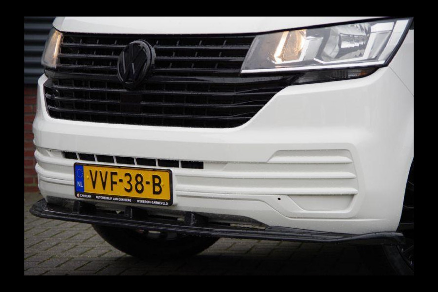 Volkswagen Transporter 2.0 TDI L2 150PK AUT-7, ACC, NAVI, APPLE CARPLAY/ANDROID AUTO, AIRCO, TREKHAAK