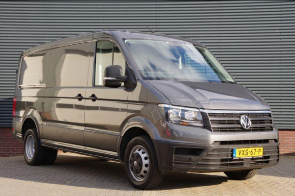 Volkswagen Crafter 50 2.0 TDI L3H2 (L2H1) 177PK AUT. 3.5T TREKGEW. CAMERA, NAVI, CRUISE, AIRCO, STOELVERWARMING, DUBBEL LUCHT