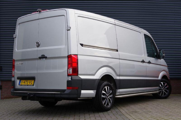 Volkswagen Crafter 35 2.0 TDI L3H2 (L2H1) 140PK AUT. CAMERA, NAVI, TREKHAAK, CRUISE, AIRCO, PARKEERSENSOREN, NL AUTO, NAP