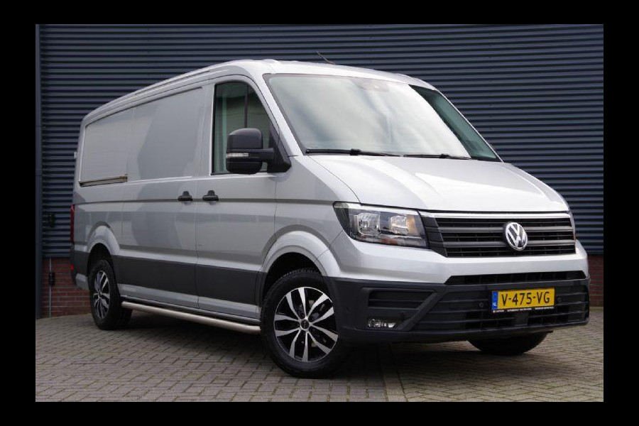 Volkswagen Crafter 35 2.0 TDI L3H2 (L2H1) 140PK AUT. CAMERA, NAVI, TREKHAAK, CRUISE, AIRCO, PARKEERSENSOREN, NL AUTO, NAP