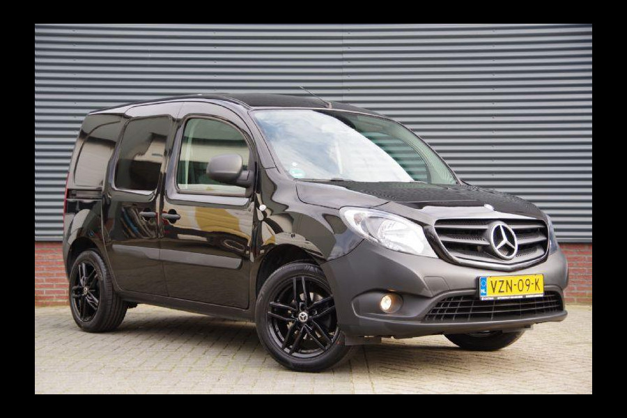 Mercedes-Benz Citan 112 AUT. BENZINE, AIRCO, PARKEERSENSOREN, STOELVERWARMING