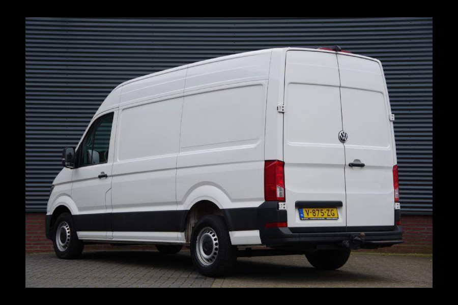 Volkswagen Crafter 35 2.0 TDI L3H3(L2H2) 140PK AUT. CAMERA, NAVI, CRUISE, DAB, TREKHAAK, AIRCO, PARKEERSENSOREN, APPLE CARPLAY, NL AUTO, NAP