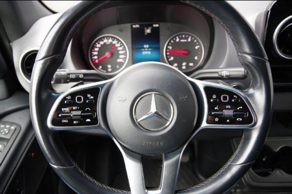 Mercedes-Benz Sprinter 319 3.0 CDI L2H1 DUBBELE CABINE, AUT. MBUX 10'', ACC, 3.5T TREKHAAK, CAMERA, NAVI, CLIMA, PARKEERSENSOREN, 5 ZITS, 6 ZITS NIEUWE
