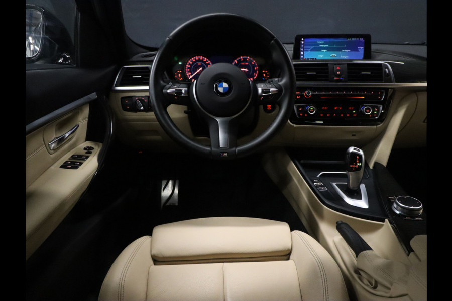 BMW 3 Serie Touring 318i M Sport Corporate Lease [M PAKKET, GROOT NAVIGATIE, VOL LEDER, DIGITAL COCKPIT, SPORTSTUUR/STOELEN, NIEUWSTAAT]