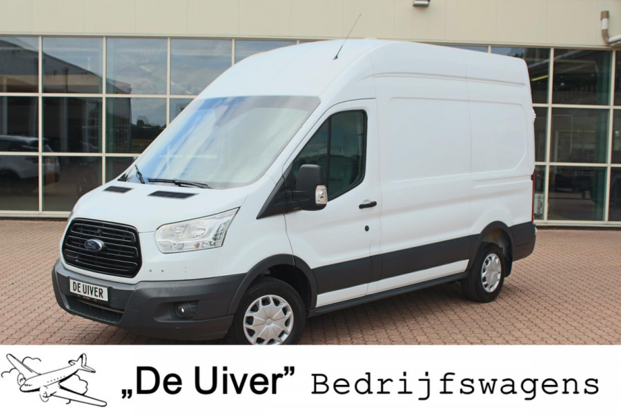 Ford Transit 310 2.0 TDCI L2H3 Trend Navigatie / PDC / Oprijplaat 400 Kg/ DAB+/ Voorruit Verwarmd/ 34.496 KM!/ Adaptieve Cruise Control/