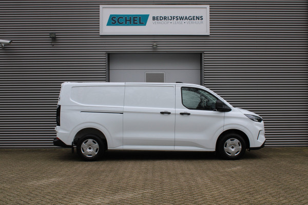 Ford Transit Custom 320 2.0 TDCI L2H1 Trend 170pk - Navigatie - Camera - Trekhaak - LED koplampen - Rijklaar