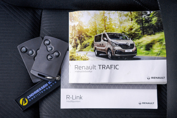 Renault Trafic Passenger **9-Pers L2H1 | Incl. BPM, BTW vrij | 1.6dCi | R-Link | Navi | A/C | Cruise | PDC | MF Stuur | Start / Stop**
