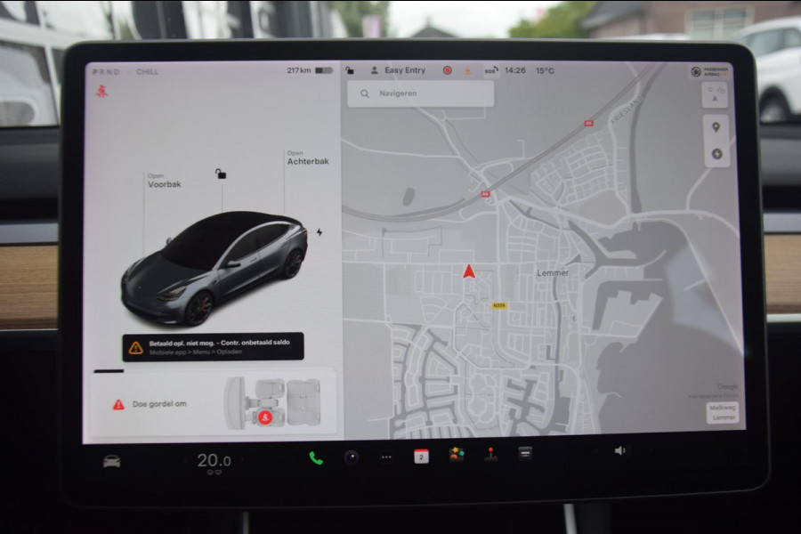 Tesla Model 3 Performance 75 kWh + ZOMER EN WINTERBANDEN