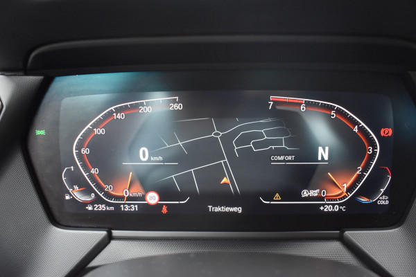 BMW 1-serie 118i M-sport Business Edition Plus / Live cockpit / Clima / Full LED / Stoelverwarming / Apple CarPlay