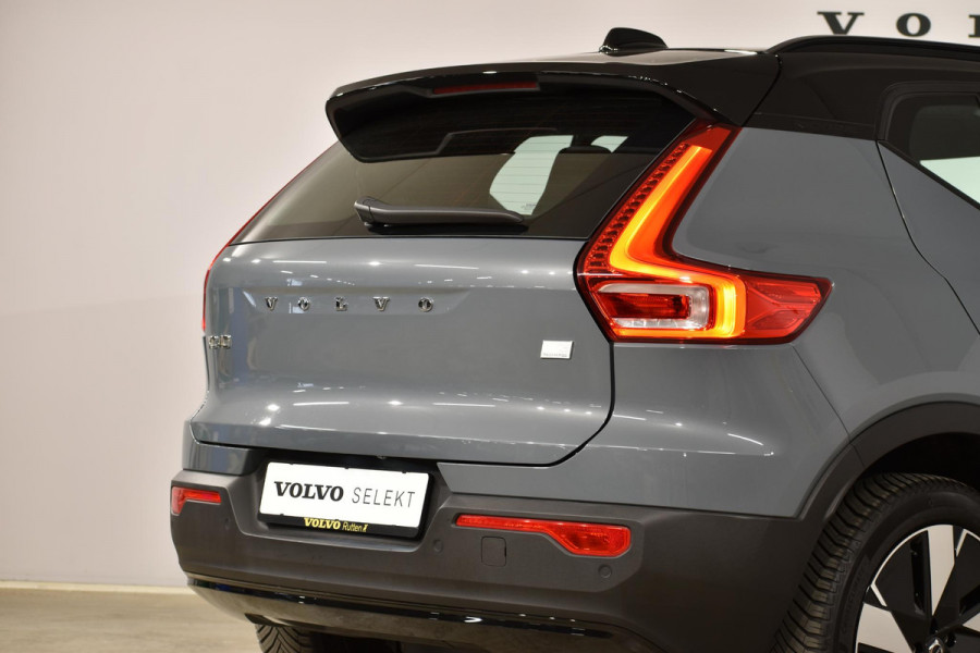 Volvo XC40 Recharge P8 AWD 408PK R-Design / Harman Kardon Premium Sound / El. stoelen / Warmtepomp / Camera achter