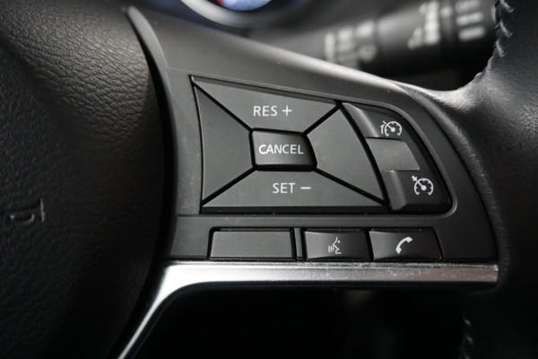 Nissan QASHQAI 1.3 DIG-T 140PK AppleCarplay-Navigatie Camera-17Inch Lichtmetalenvelgen