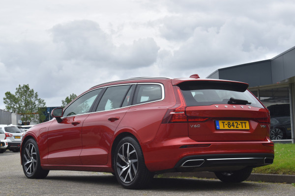 Volvo V60 T6 340PK Automaat Twin Engine AWD Inscription | Trekhaak | Panoramadak | ACC | Blis | Elektr. stoel | Leder | Stoelverwarming |