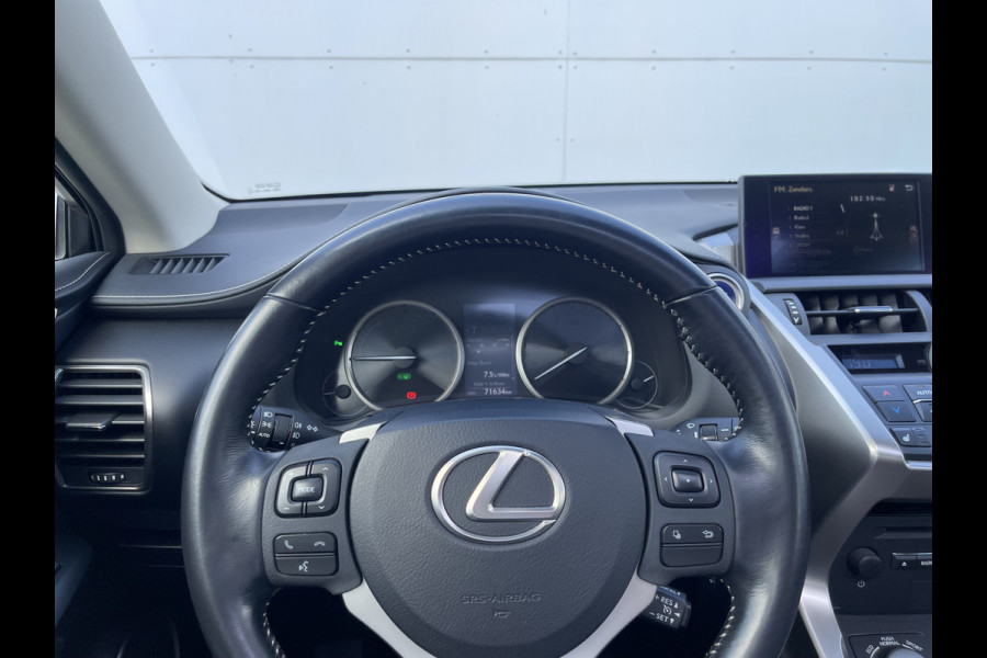 Lexus NX 300h AWD Business Line Pro | Pano | Navi | Leder | Camera | Clima | 18 inch