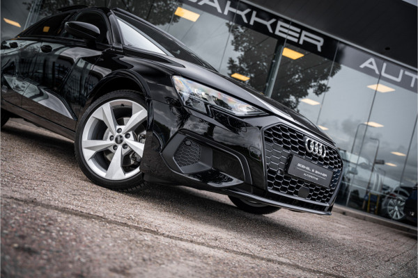 Audi A3 Sportback 40 TFSI e Edition - Panodak - Adapt Cruise - 18inch