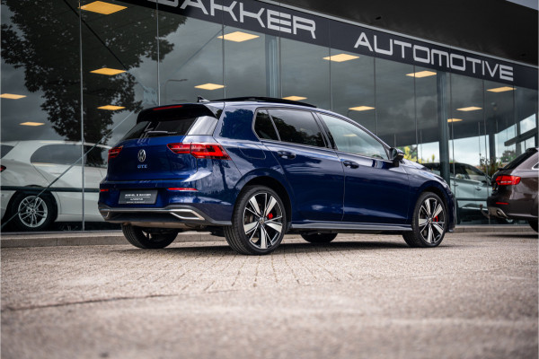 Volkswagen Golf 1.4 eHybrid GTE - Panodak - Trekhaak - 18inch - Standkachel