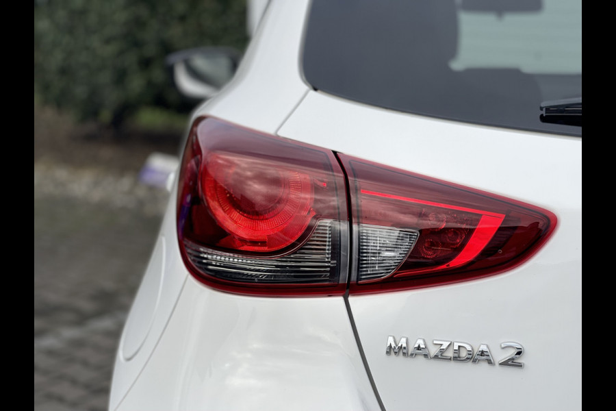 Mazda 2 1.5 Skyactiv-G Luxury | Navi | CarPlay | Camera | LED | DAB+ | 16 inch