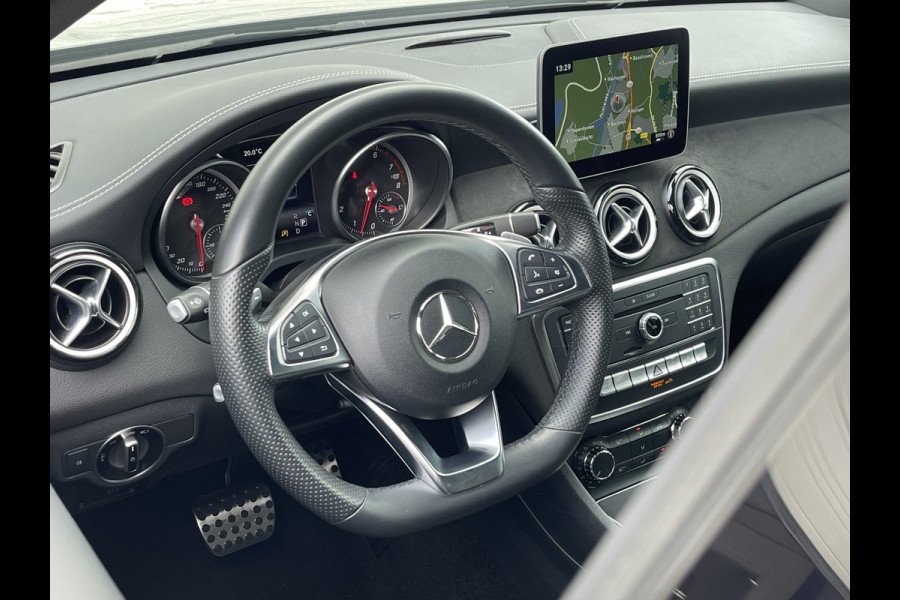 Mercedes-Benz GLA 200 AMG White-Art | Navi | Trekhaak | Camera | LED | 19 inch