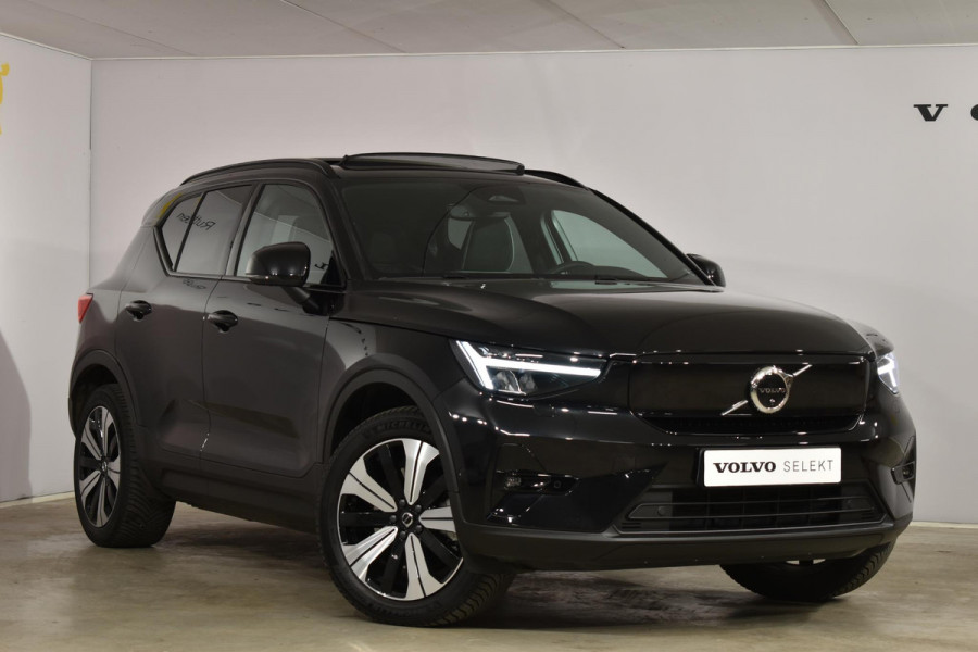 Volvo XC40 Recharge Ultimate 70 kWh / Panoramadak / Harman Kardon / Donker glas achter / Power Seats / Climate Pack / Trekhaak