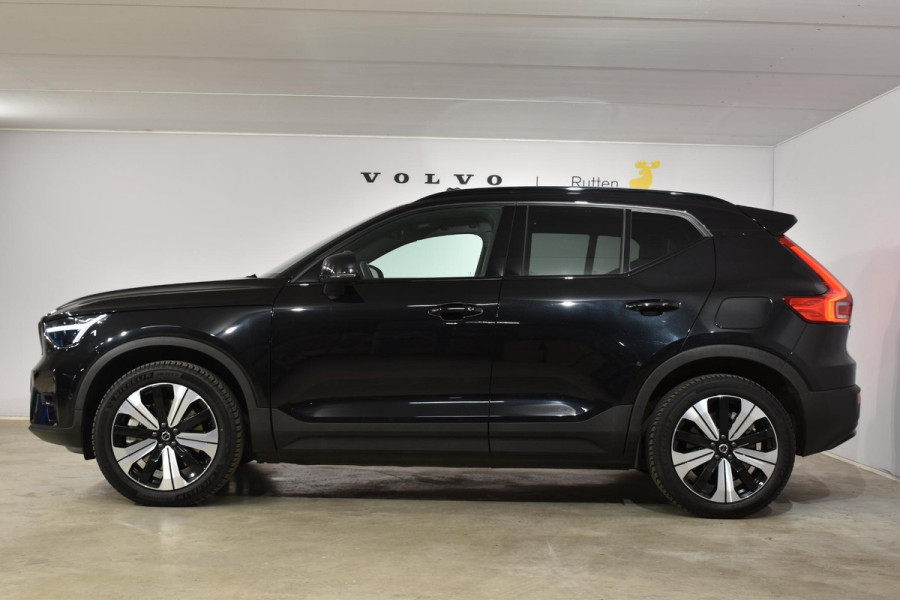 Volvo XC40 Recharge Ultimate 70 kWh / Panoramadak / Harman Kardon / Donker glas achter / Power Seats / Climate Pack / Trekhaak