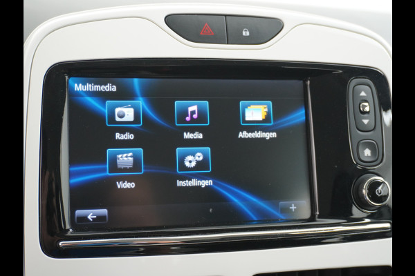 Renault ZOE R90 41kw (Na Subsidie €9390,-) EIGEN ACCU 93pk AUT. Navi ECC Apple Carplay Android WiFi-vb. LED EBD Multi-Media.vb. Bluetooth Ap ASR Volledig Dealer onderhouden! lage km stand!!