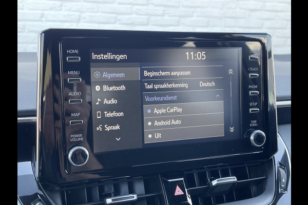 Toyota Corolla 2.0 Hybrid Style Bi-Tone | CarPlay | Camera | ACC | LED | DAB+ | 17 inch