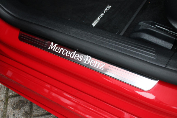 Mercedes-Benz CLA-Klasse 220 AMG 192PK AUTOMAAT PREMIUM | PANORAMA SCHUIF / KANTEL DAK | STOEL VERWARMING | NAVIGATIE | VERKEERSLICHTWEERGAVE | ACHTERUITRIJ CAMERA | HIGH-PERFORMANCE LED KOPLAMPEN | SFEER VERLICHTING | NIGHT / AMG PAKKET | PANAMERICANA GRILLE | LOGO-PROJECTIE VIA DEURVERLICHTING | AMG MULTISPAAKS LICHTMETALEN VELGEN | WARMTEWEREND, DONKER GETINT GLAS | REMOTE  SERVICES PREMIUM | COMFORTONDERSTEL VERLAAGD |  | APPLE CARPLAY / ANDROID AUTO |