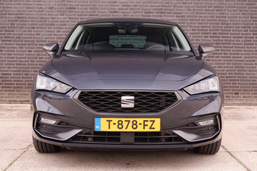 Seat Leon 1.4 TSI eHybrid PHEV FR | LED | Carplay | Park Assist | Camera | PDC | Virtual Cockpit