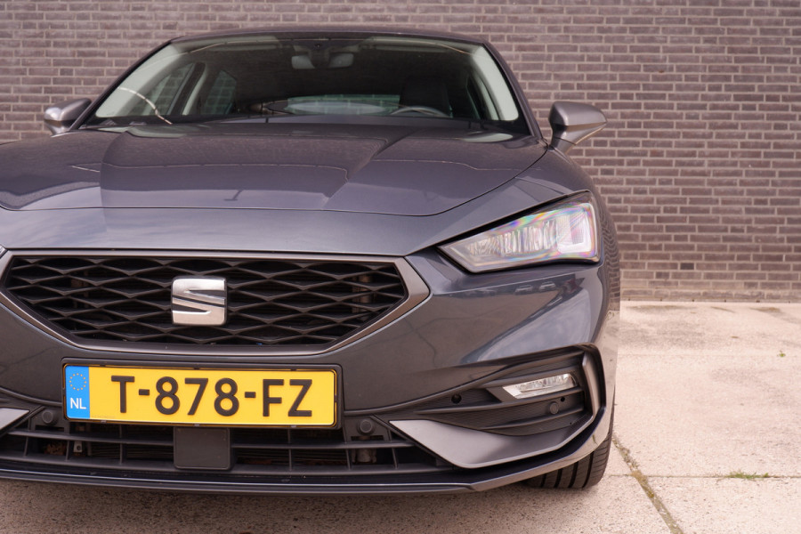 Seat Leon 1.4 TSI eHybrid PHEV FR | LED | Carplay | Park Assist | Camera | PDC | Virtual Cockpit