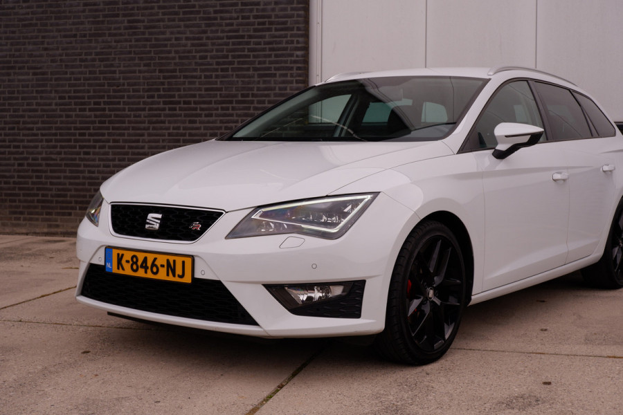 Seat León ST 1.4 EcoTSI FR | LED | Navi | Clima | PDC | Cruise