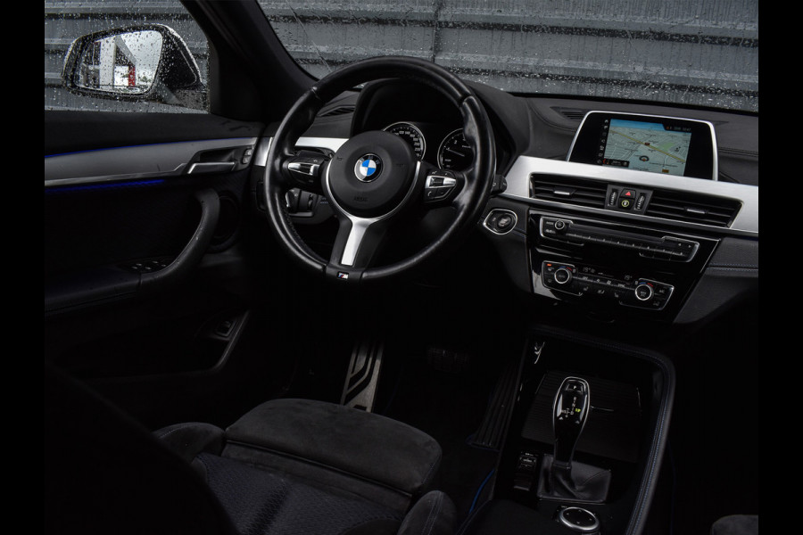 BMW X2 sDrive18i HIGH EXECUTIVE | M-SPORT | SHADOW-LINE | LED | AMBIANCE INTERIEUR | STOELVERWARMING