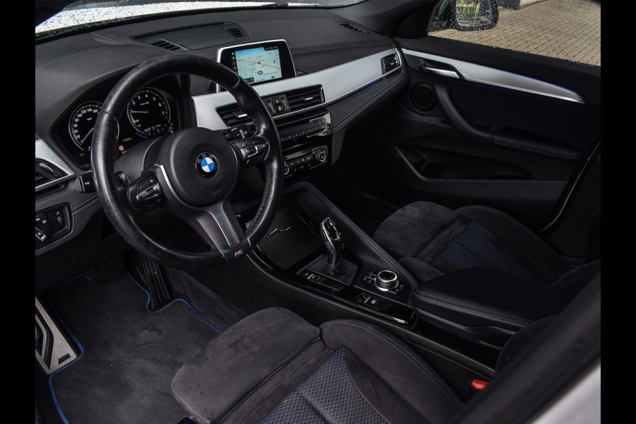 BMW X2 sDrive18i HIGH EXECUTIVE | M-SPORT | SHADOW-LINE | LED | AMBIANCE INTERIEUR | STOELVERWARMING