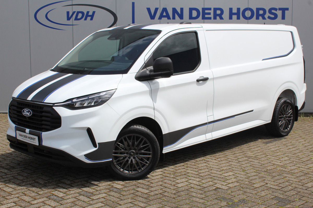 Ford Transit Custom 300 2.0-136pk EcoBlue L2H1 Trend - 'Sport Design Edition'. Overtuig u van de kwaliteiten van dit nieuwe model Ford Transit Custom ! Camera, LED koplampen, LM wielen, Cruise Control, Aut. Airco, App Connect, Winterpack etc.