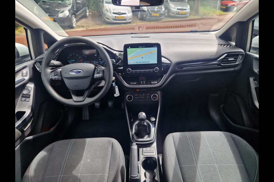 Ford Fiesta 1.1 Trend | 2E EIGENAAR | 12 MND GARANTIE | NAVIGATIE | AIRCO | CRUISE |