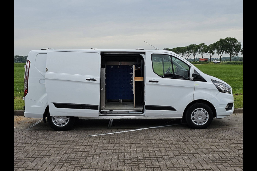 Ford Transit 130 2.0 TDCI L2H1 2x zijdeur,airco, navi, pdc, kastinrichting, trekhaak, 87 dkm.